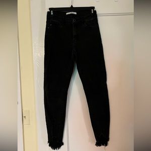 Black Skinny Jeans
